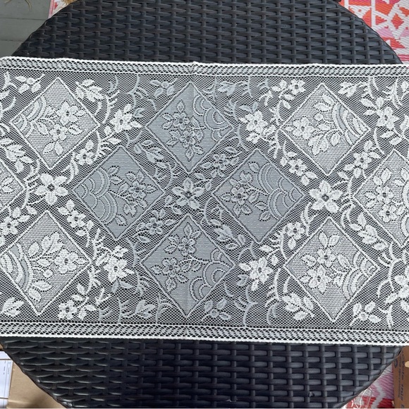 14”x48” Heritage Lace Fringed Runner in Chantilly Print 14”x48” - Picture 8 of 13